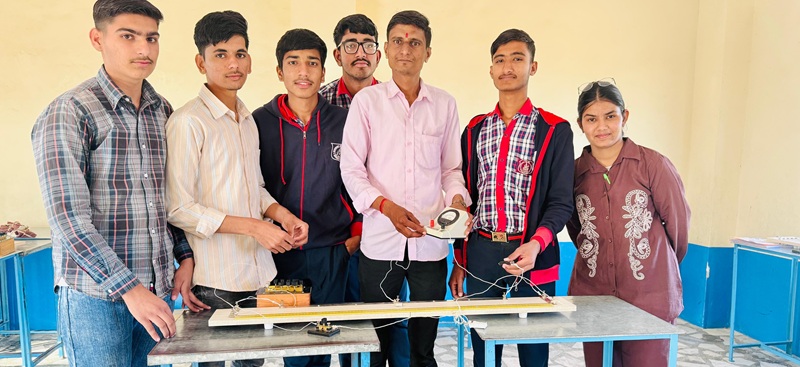 Banner : HANUMANT VIDHYA MANDIR SR SEC SCHOOL